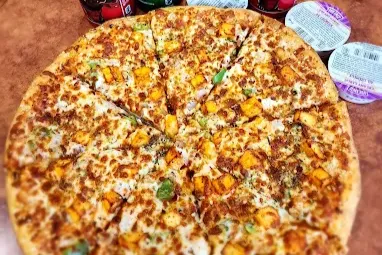 Best paneer tikka pizza in Edmonton, AB