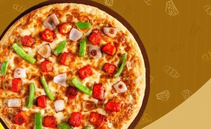 Delicious paneer tikka pizza in Edmonton, AB